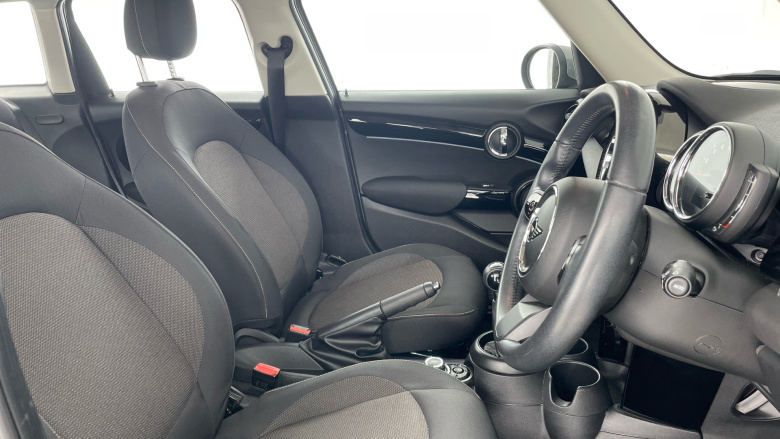 MINI Hatchback 1.5 One Classic 5dr Petrol Hatchback